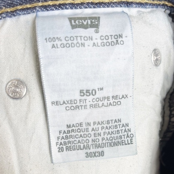 Levi's 550 Relove Grommets Mid Rise Frayed Hem Medium Wash Jean Shorts M - Picture 6 of 7